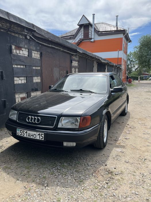 Продам Ауди 100 с4 2,6
