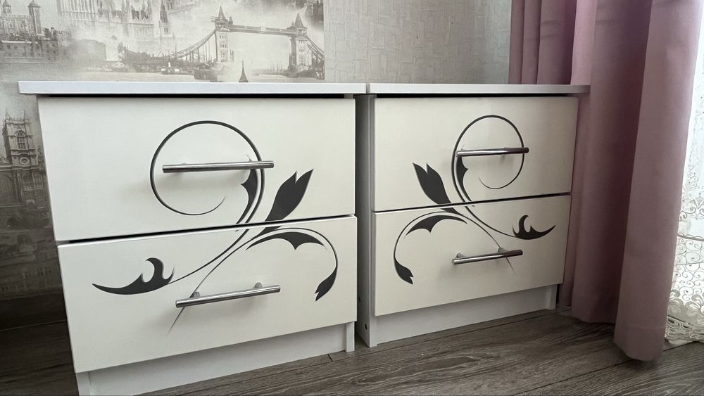 Прикроватные Тумбочки