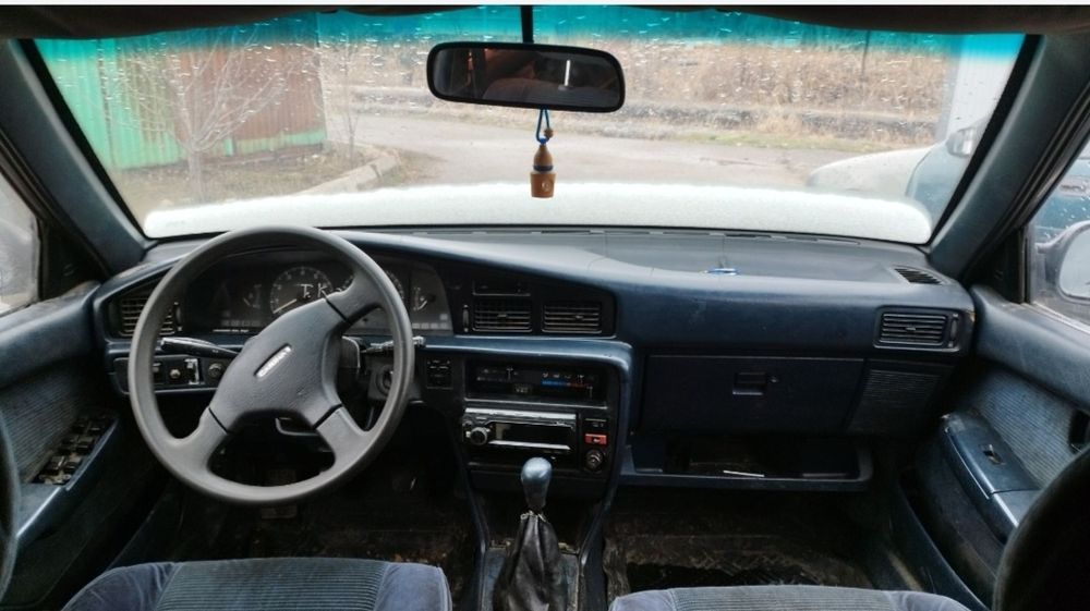 Тайота Карина 2 развор