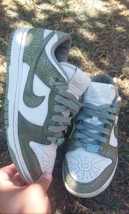 Vand adidasi nike