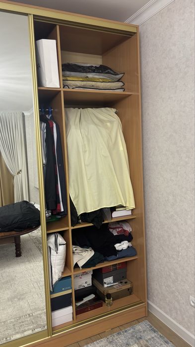 Шкаф купе в хорошом состояние