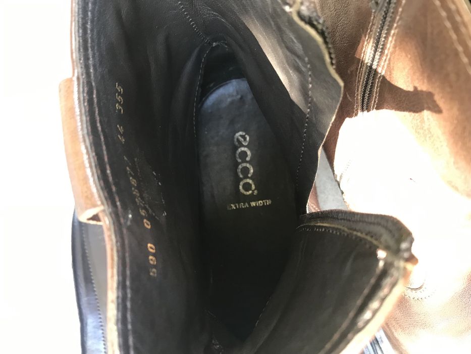 Оригинални кожени боти ECCO 44