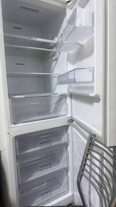 Продам холодильник Самсунг