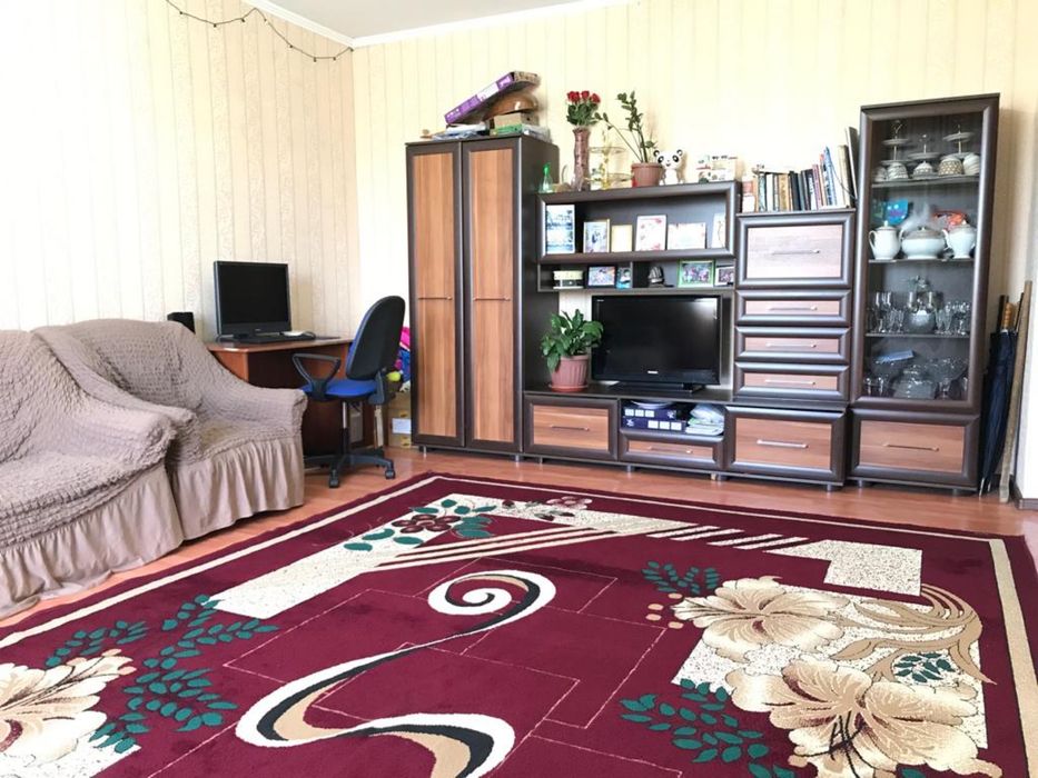 Срочно продам диван кресло