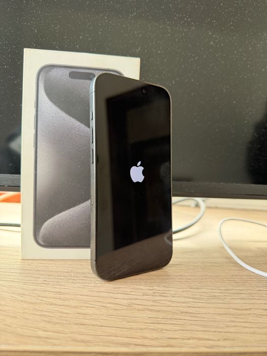 iPhone 15 pro 128gb