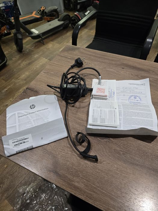 Лаптоп HP 15 F-D0006NU