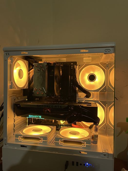 Pc gaming.