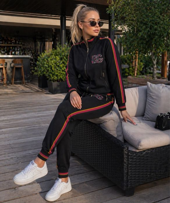 Оригинален дамски комплект Dolce & Gabbana закупен от Италия.