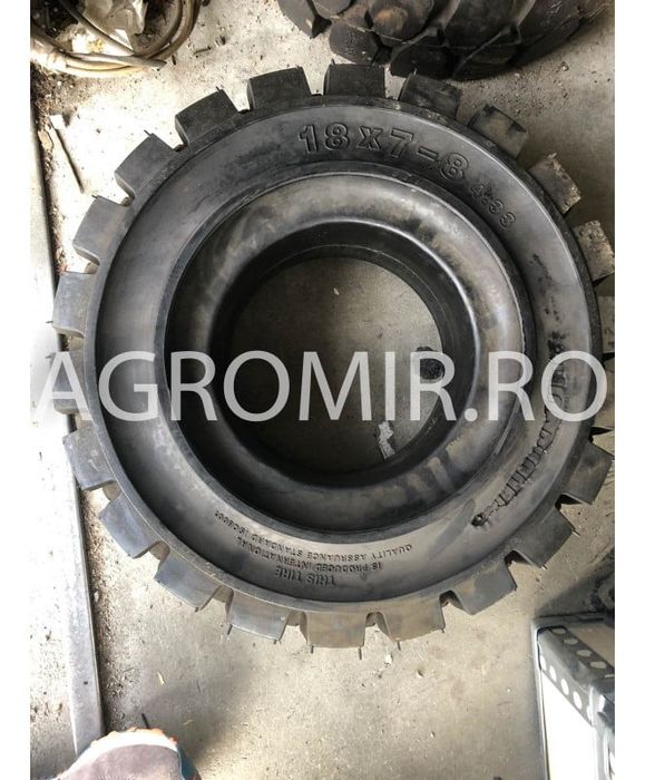 Anvelope 18x7-8 solid
