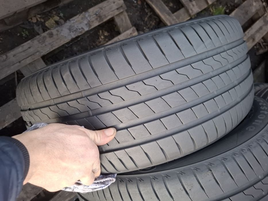 Vand 2 anvelope 245 45 18 firestone bune de vara dot 2022
