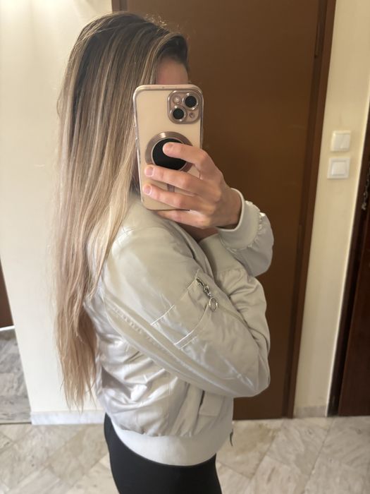 Сиво преходно яке пухена подплата