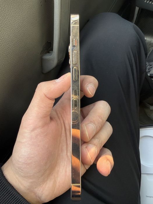 Iphone 13 pro max gold