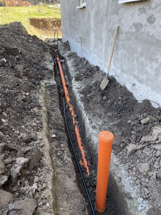 Fose septice /drenaje / canalizări / subtraversari.