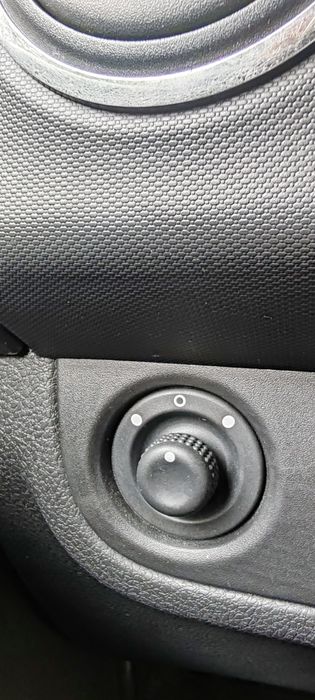 Dacia Sandero Stepway - 0.9 turbo benzină 90 cp - manuala  69.000 km - an 2015