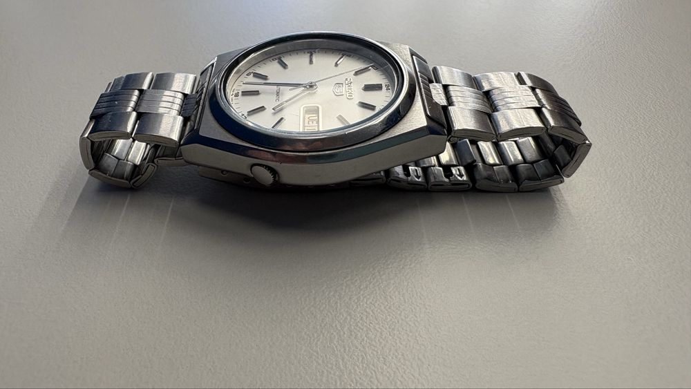 Оригинслен винтидж часовник Seiko 5 Automatic (Ref. 7009-876A) - Отлично състояние
