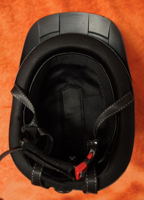 Каска за езда Knightsbridge Accent - размер M 54-56

Продавам