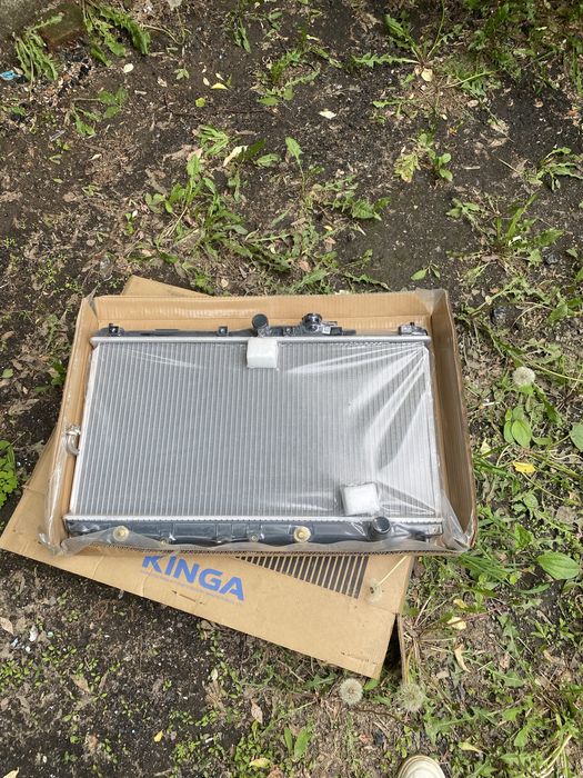 Радиатор продам срочно
