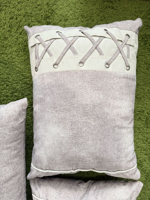 Подушки большие по 2000тг шт