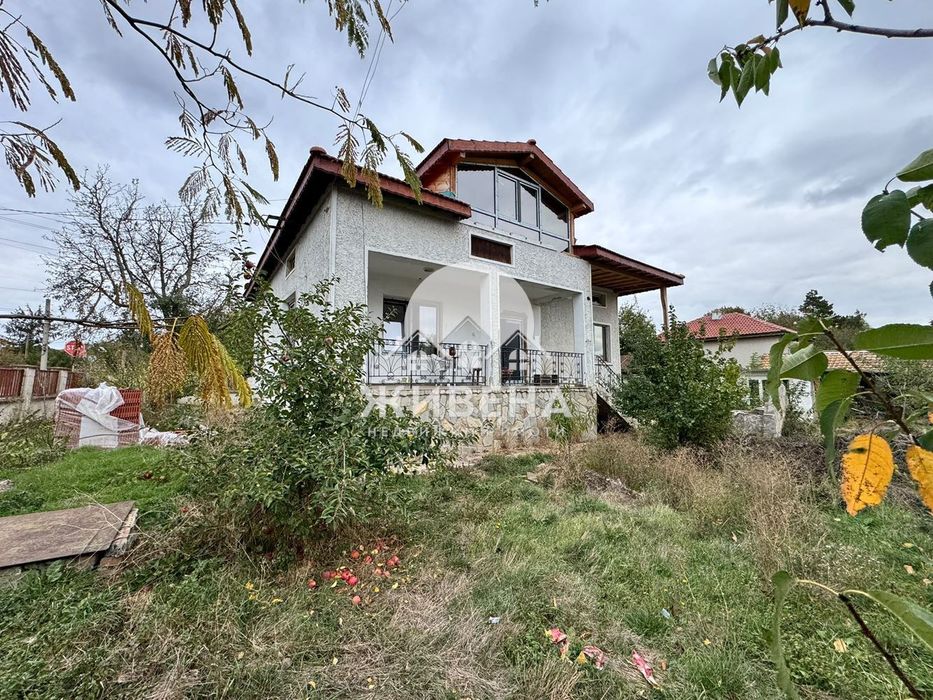 Продава къща в с.Ветрино, обл. Варна