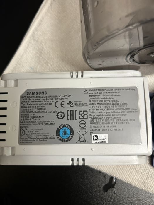 Пылесос Samsung Jet 70 Turbo