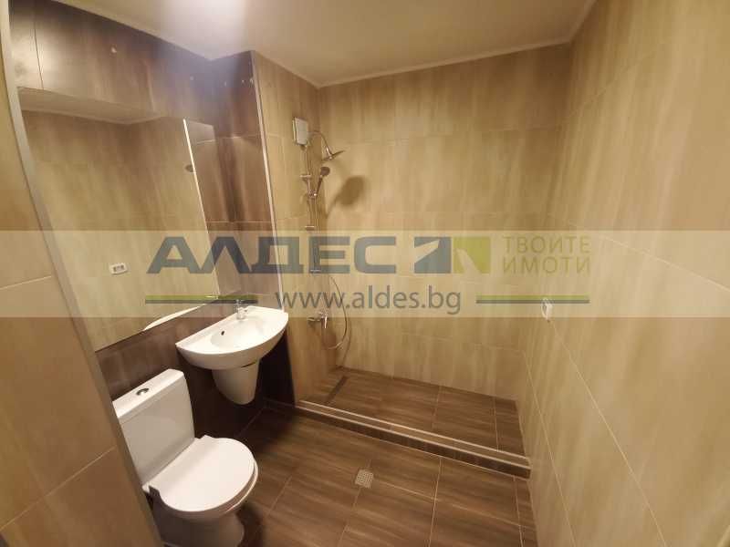 Дава се под наем Тристаен апартамент в София, Център - 110 кв.м за 900 € - Снимка #13