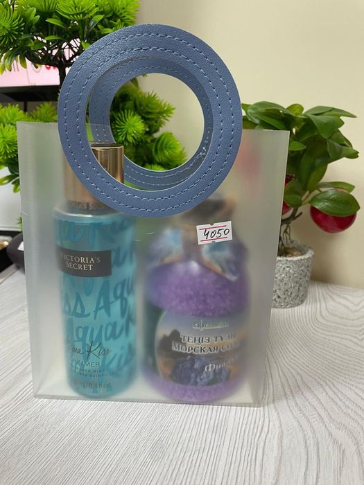 Готовые подарочные боксы (подарки) на весенние праздники.