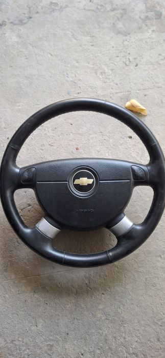 Продам рул от нексия 3 Airbag ест состояние хорошое оригинал