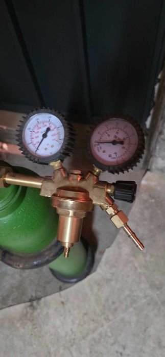 Професионално телоподаващо устройство