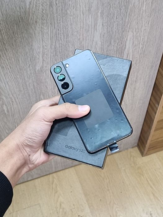 Samsung galaxy s22 5G 8/256gb holati 9/10