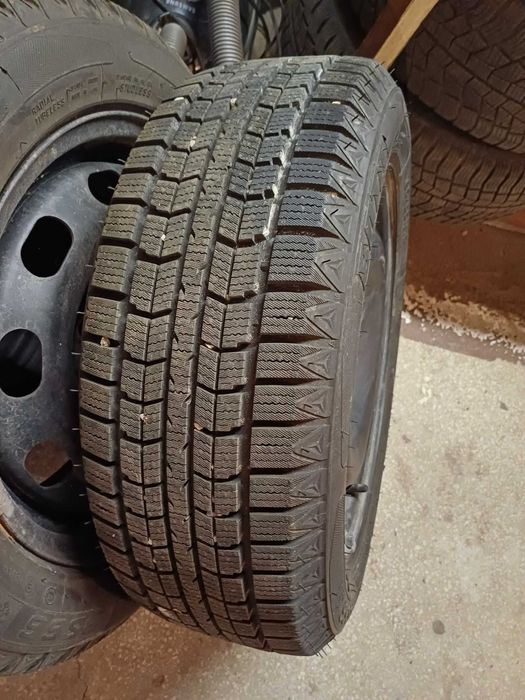 Продавам зимни гуми BOTO със железни джанти 5/100..195/55/15