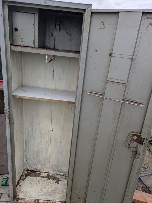 Dulap vestiar metalic