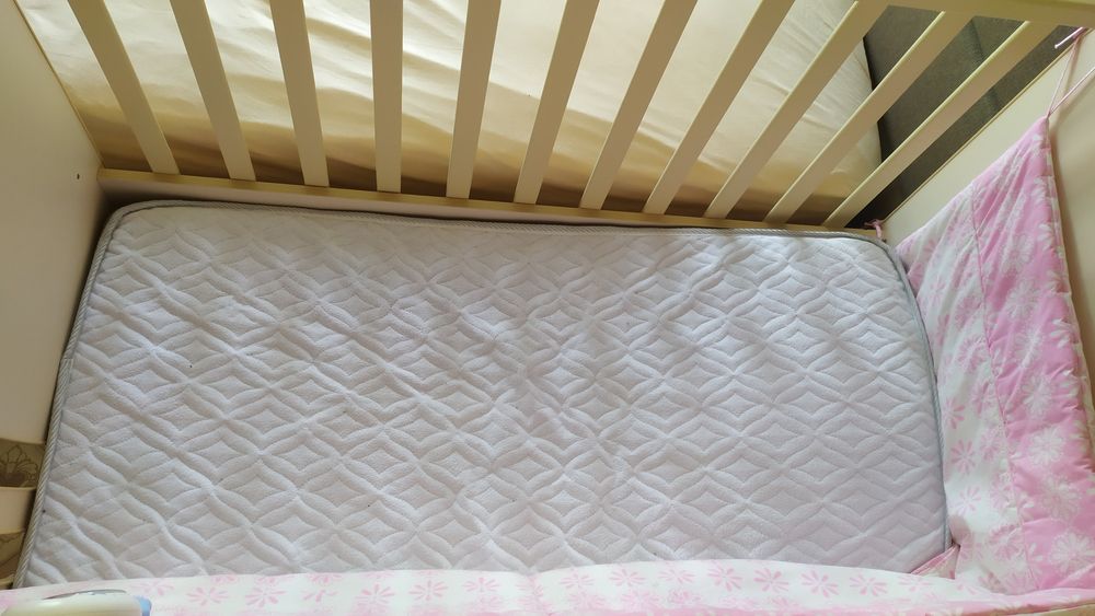 Кроватка детская