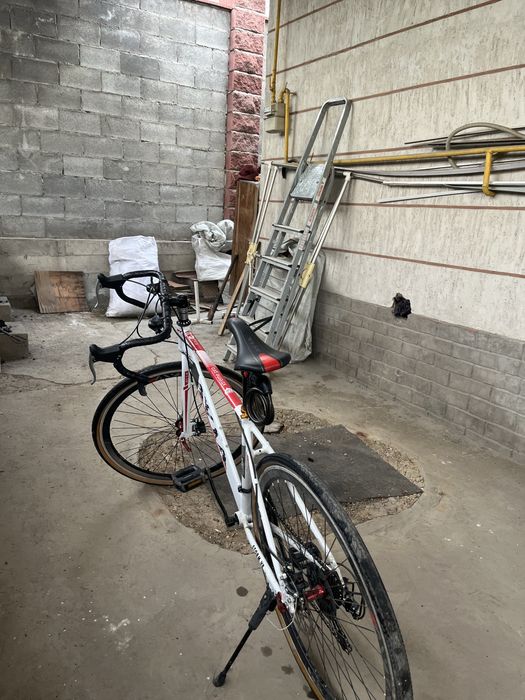 Велосипед шосеиник, шоссе