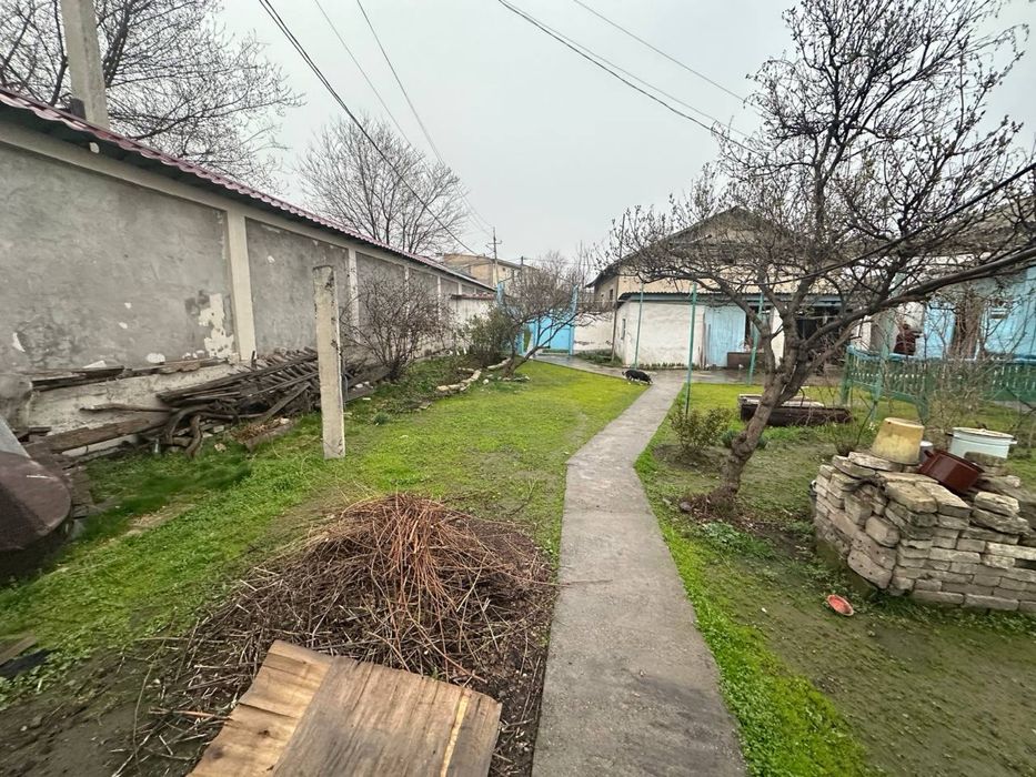 Продается участок. Бектемир. 8 соток. Под строительство. Фасад 26м