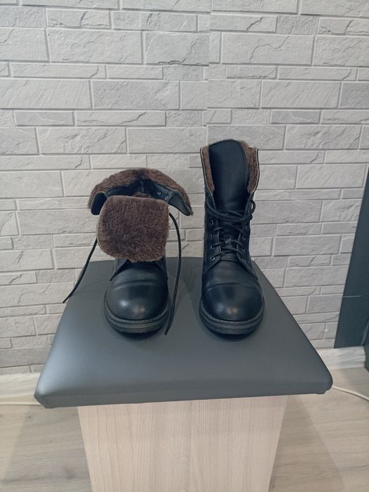 Ботинки зимние !