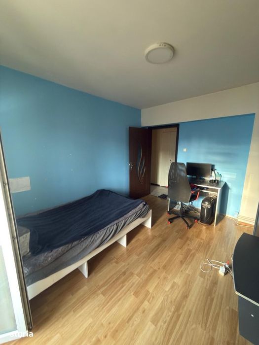 Apartament 3 camere la cheie ,etaj intermediar ,zona centrala Manastur — fotografia 3