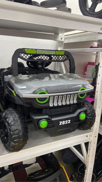 Детский электромобиль