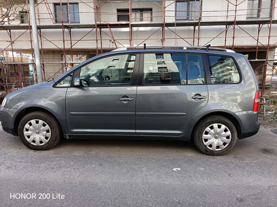 Vând touran 2.0 Diesel