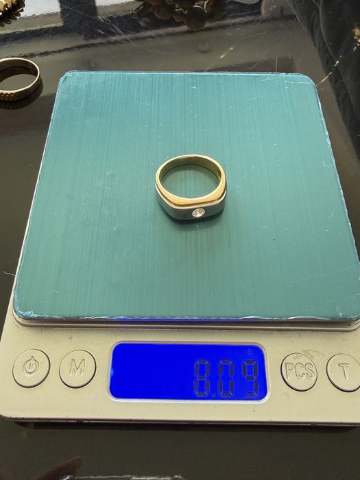 Inel barbatesc 18k cu diamant