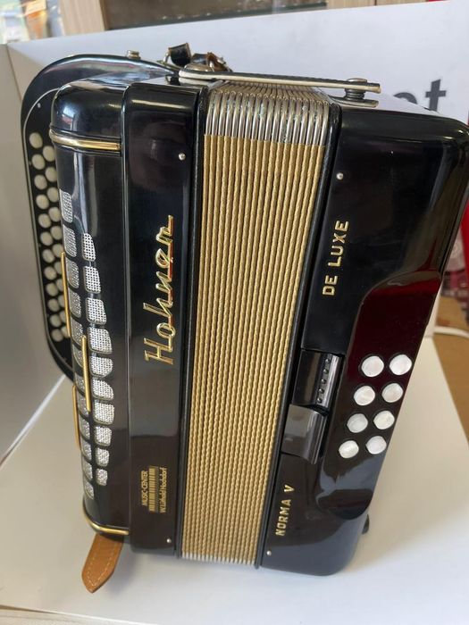 Acordeon Hohner Norma V De Lux 8basi stare impecabila -A-