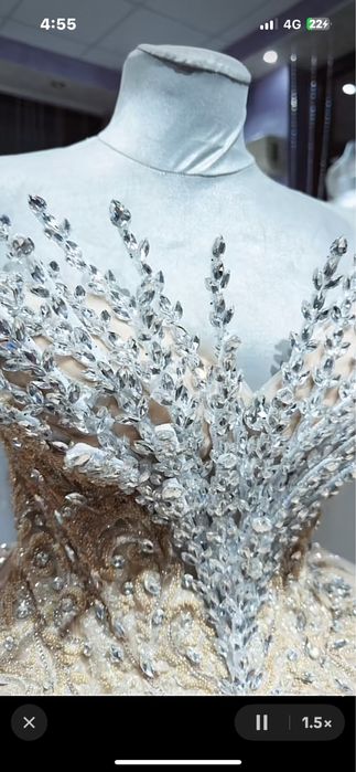 Rochie de mireasa ,starea este impecabila, purtata o singura data ,