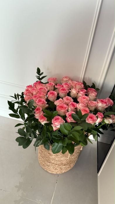 Продам свежий букет роз ( цветы)