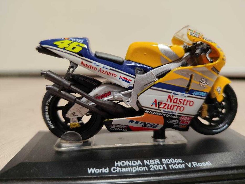 Macheta model VR46 MotoGP Valentino Rossi - scara 1:24 excelenta, Nastro Azzurro