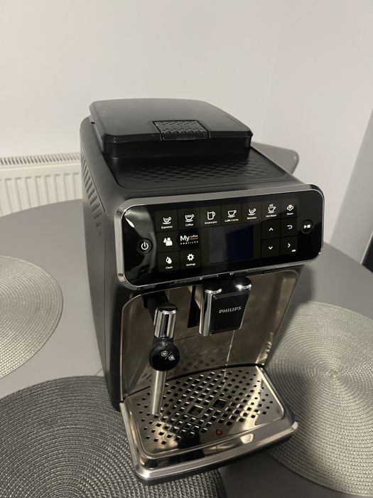 Espresssor automat Philips seria 4300