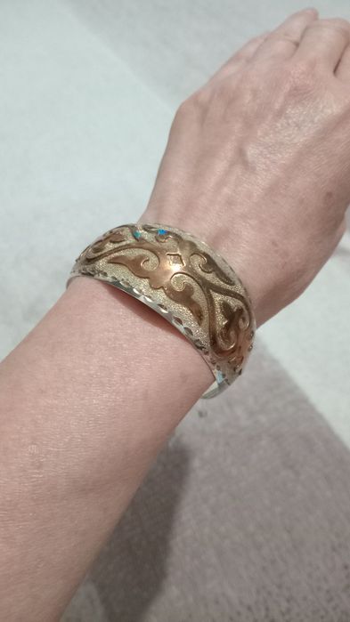 Продам новый серебряный блезик