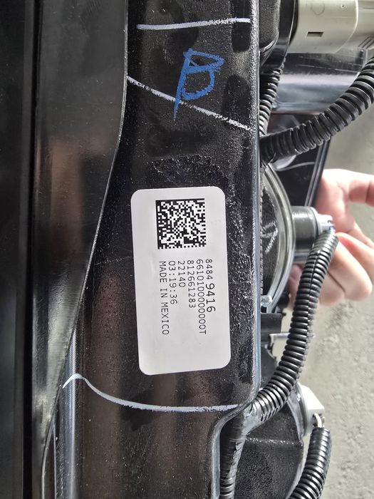 Tahoe 2 Стоп задняя