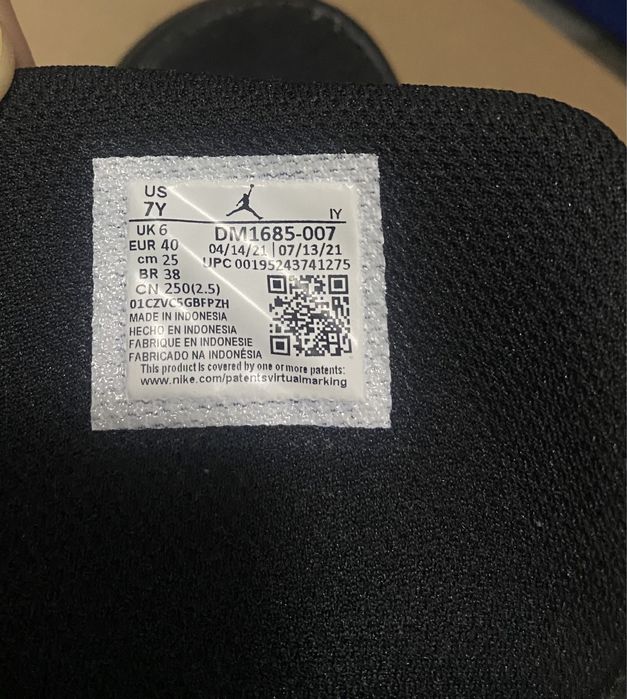 Ghete Jordan 6 Retro