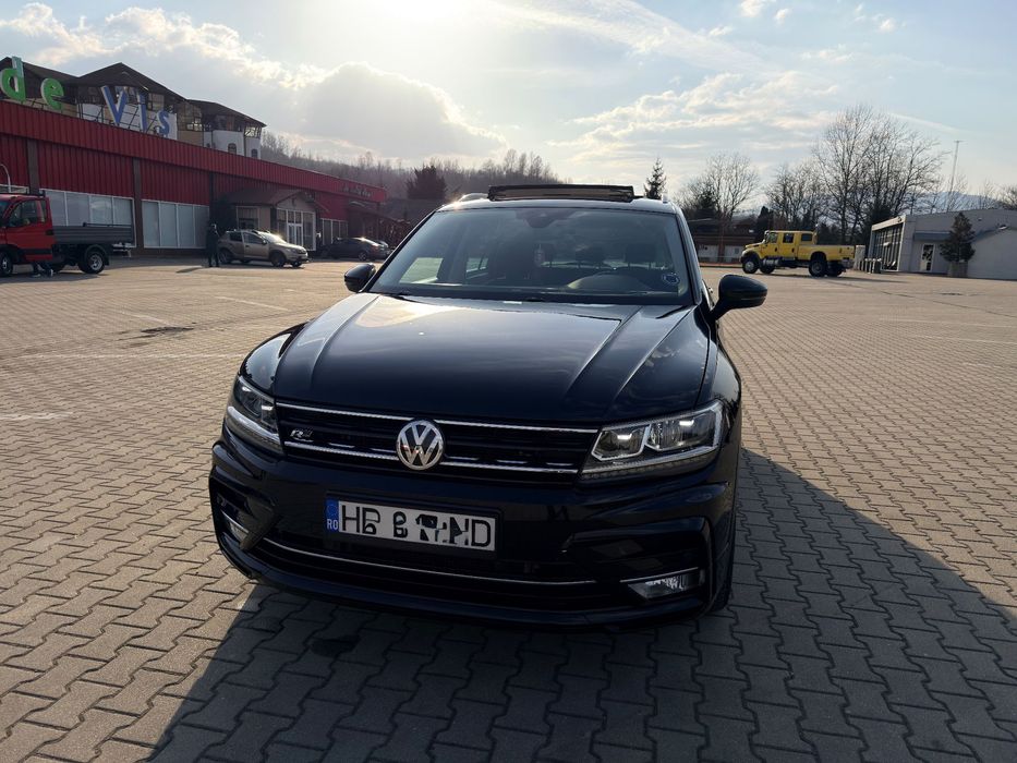 Volkswagen Tiguan Unic proprietar în România de 2 ani, prima înmatriculare 21.03.2017, m