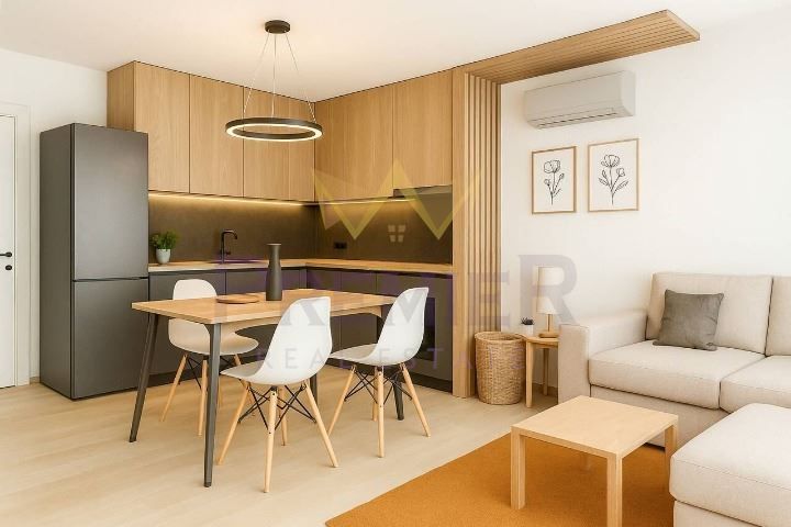 Тристаен в Бургас, Възраждане