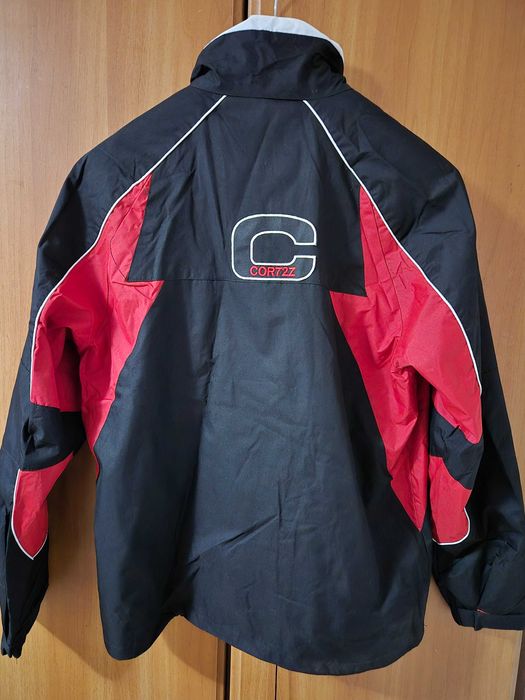 Jacheta Shizhuang, unisex, marime M, practic noua, negru cu rosu.